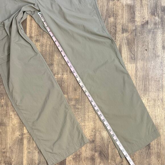 Mountain Hardwear Hiking Pants 100% Nylon Mid-Rise Cargo Pocket Khaki Women’s 10 - Picture 6 of 12